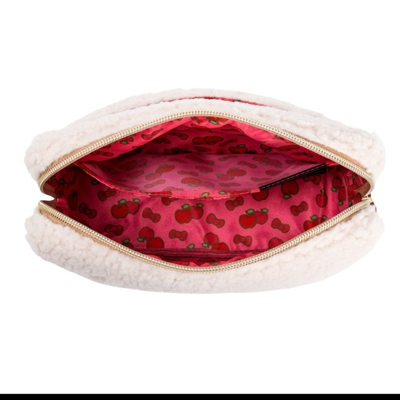 Hello Kitty Cream Fleece Make up Pouch - Picture 3 of 16